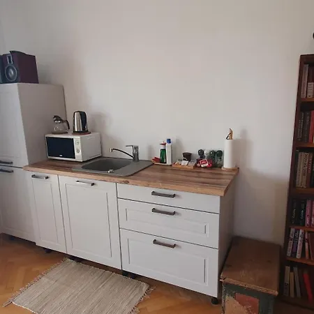 Nejklidnější Spánek S Vyhlídkou Výhradně Pro Nekuřáky - Vistaria - Na Hradbách 5 Ubytování v soukromí *